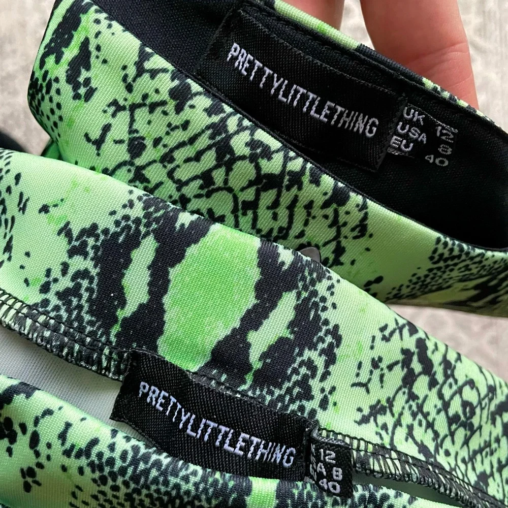 2 for $50 🔥 🐍 PRETTY LITTLE THING Snake Print Set - Picture 2 of 4